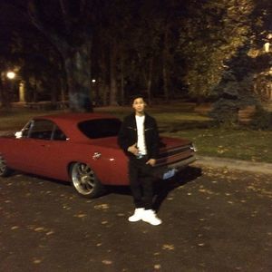 Meet your Posher, Jonathan